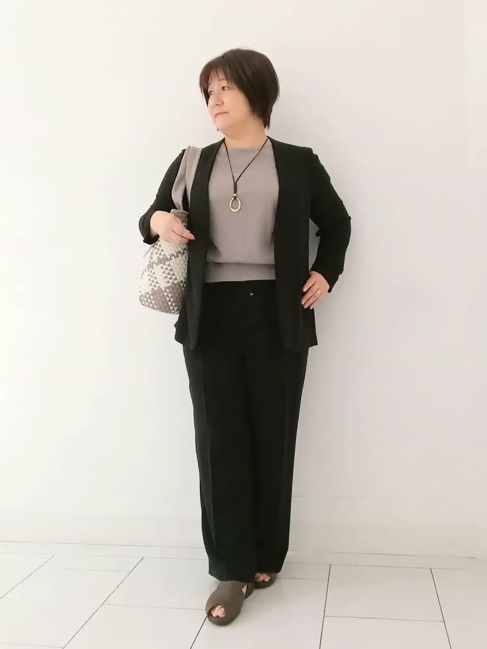 23区 影 コーディネート画像