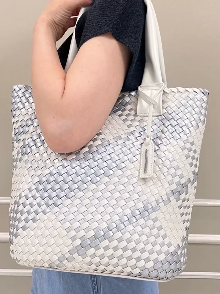 23区 石川 コーディネート画像