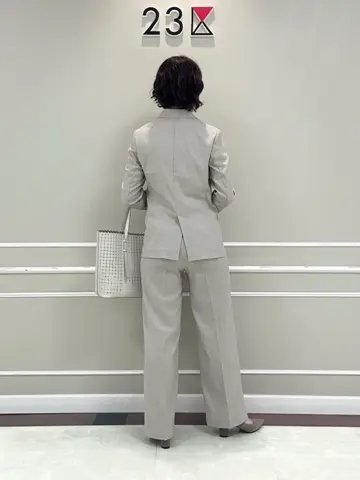 23区 助川 コーディネート画像