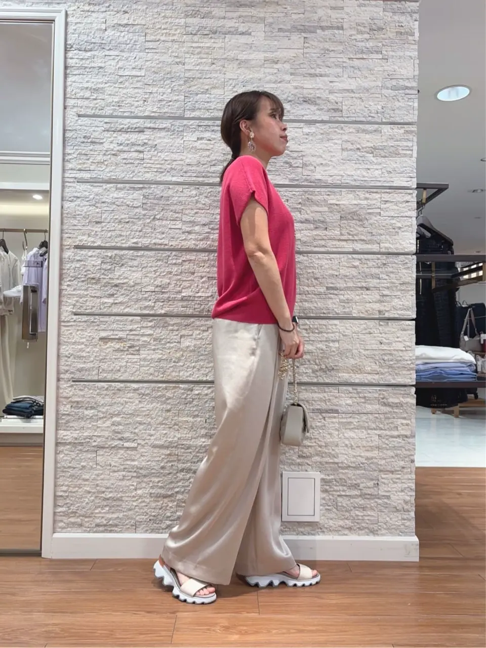 23区 犬塚 コーディネート画像