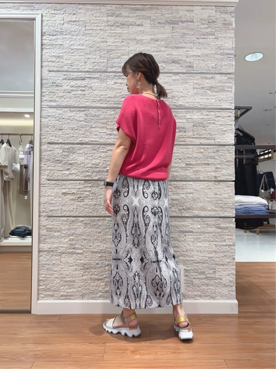 23区 犬塚 コーディネート画像