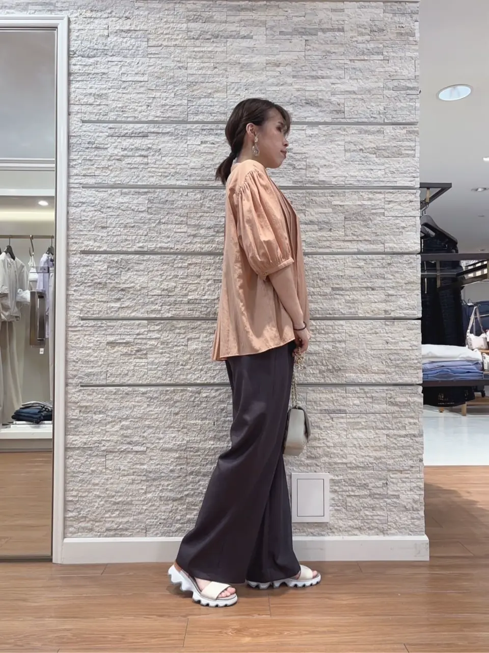 23区 犬塚 コーディネート画像