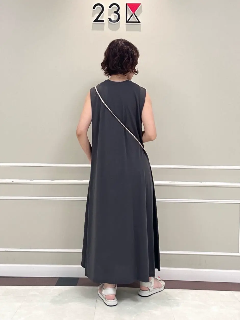 23区 助川 コーディネート画像