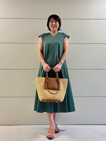 23区 衛藤 コーディネート画像