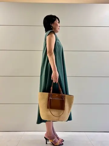 23区 衛藤 コーディネート画像