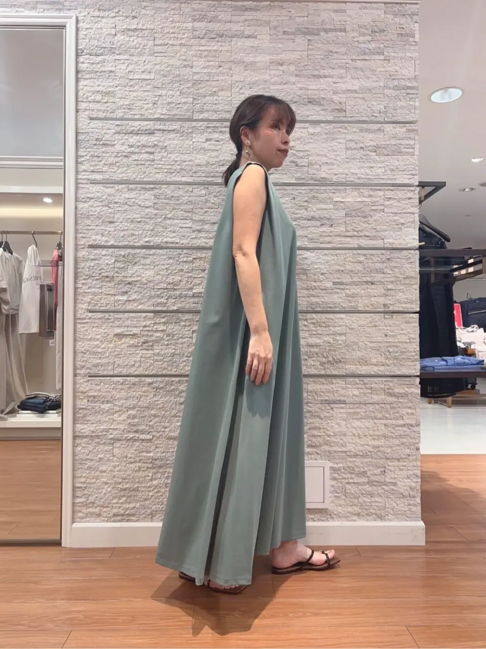 23区 犬塚 コーディネート画像