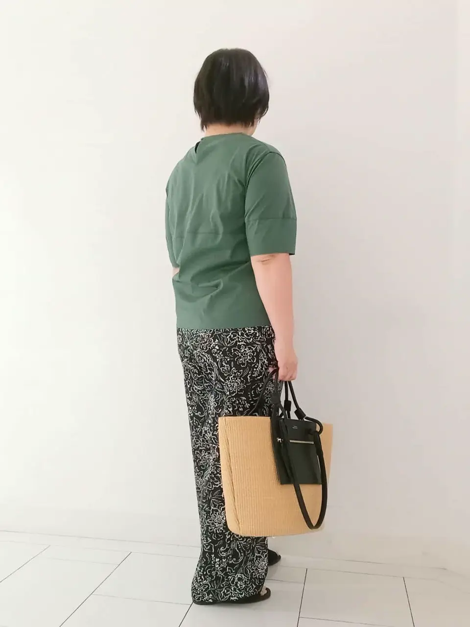 23区 影 コーディネート画像