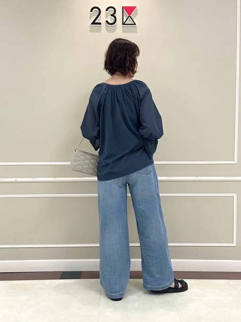 23区 助川 コーディネート画像