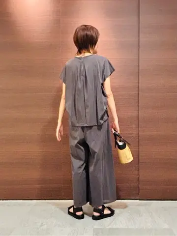 23区 スタッフ  コーディネート画像