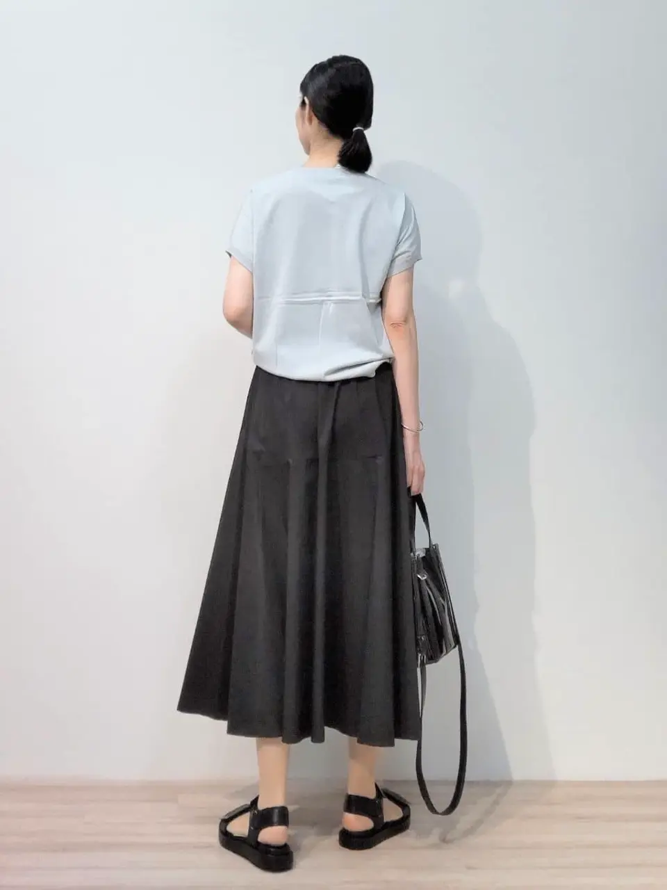 23区 虎走 コーディネート画像