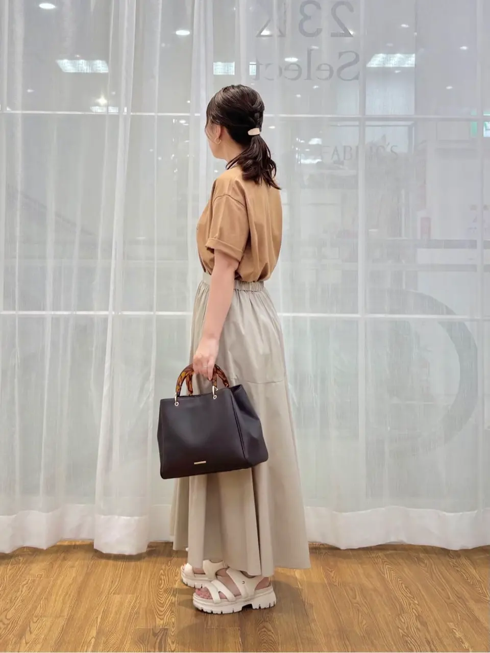 23区 スタッフ コーディネート画像