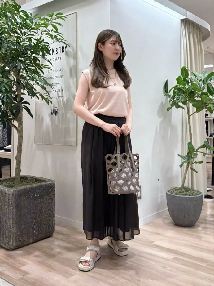 23区 タハラ コーディネート画像