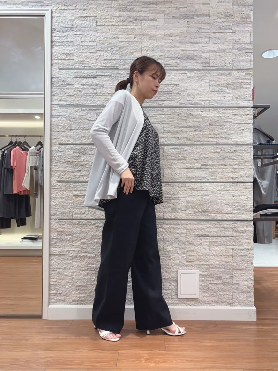 23区 犬塚 コーディネート画像