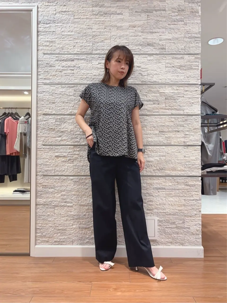 23区 犬塚 コーディネート画像