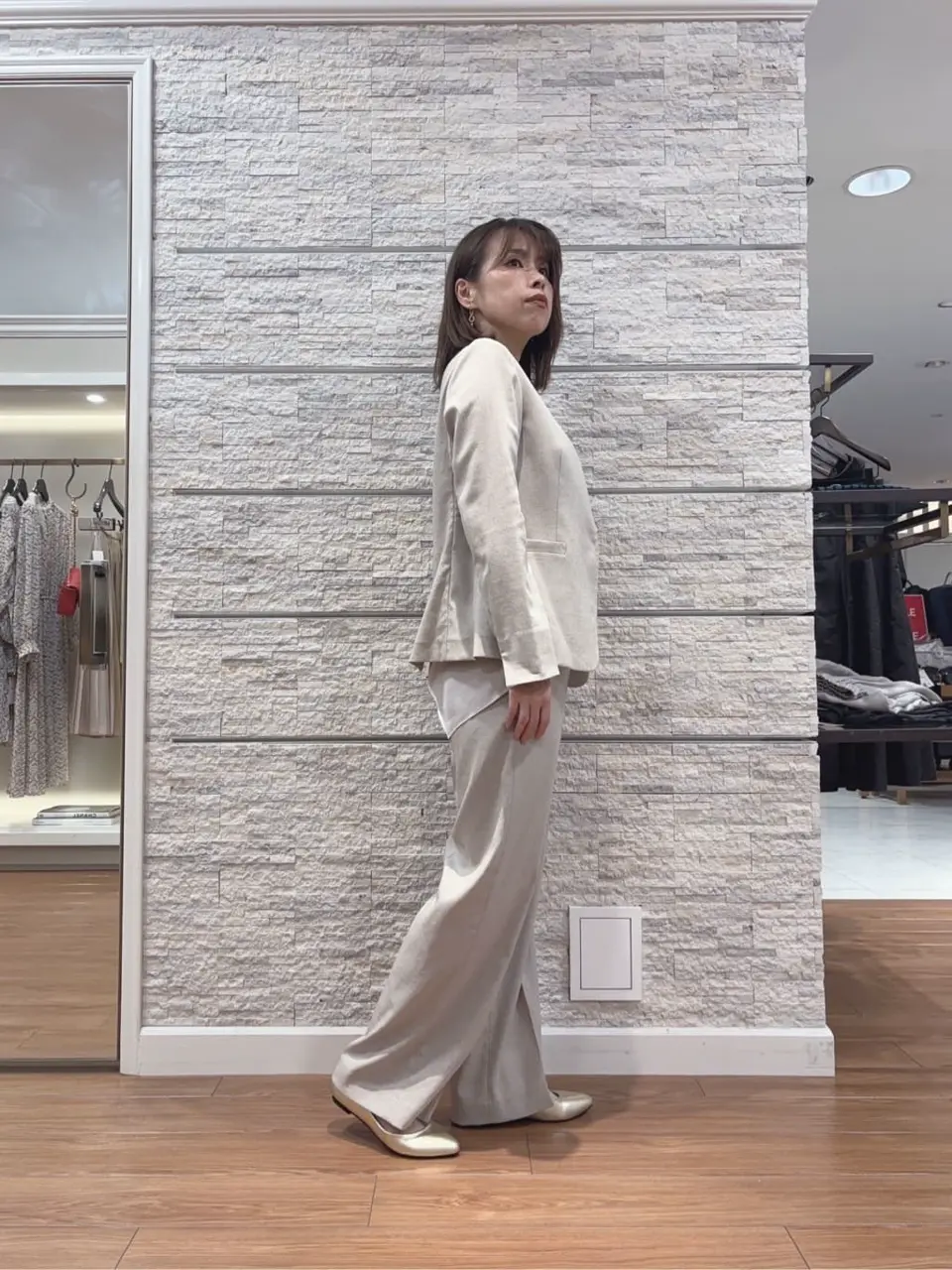 23区 犬塚 コーディネート画像