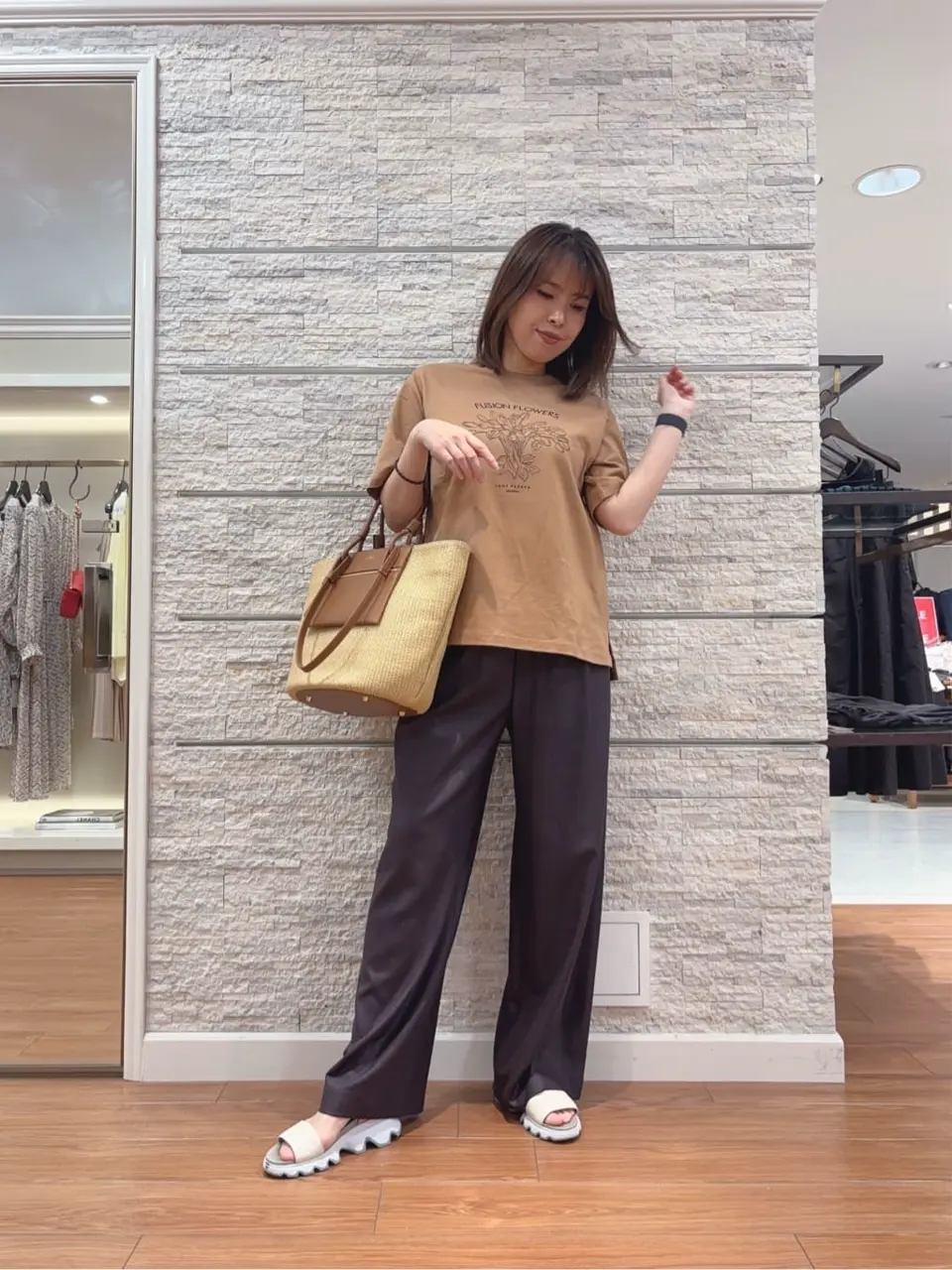 23区 犬塚 コーディネート画像