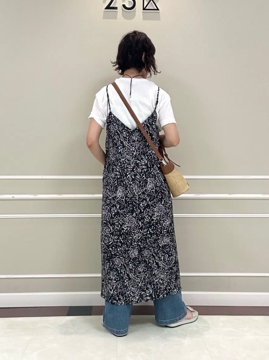 23区 助川 コーディネート画像