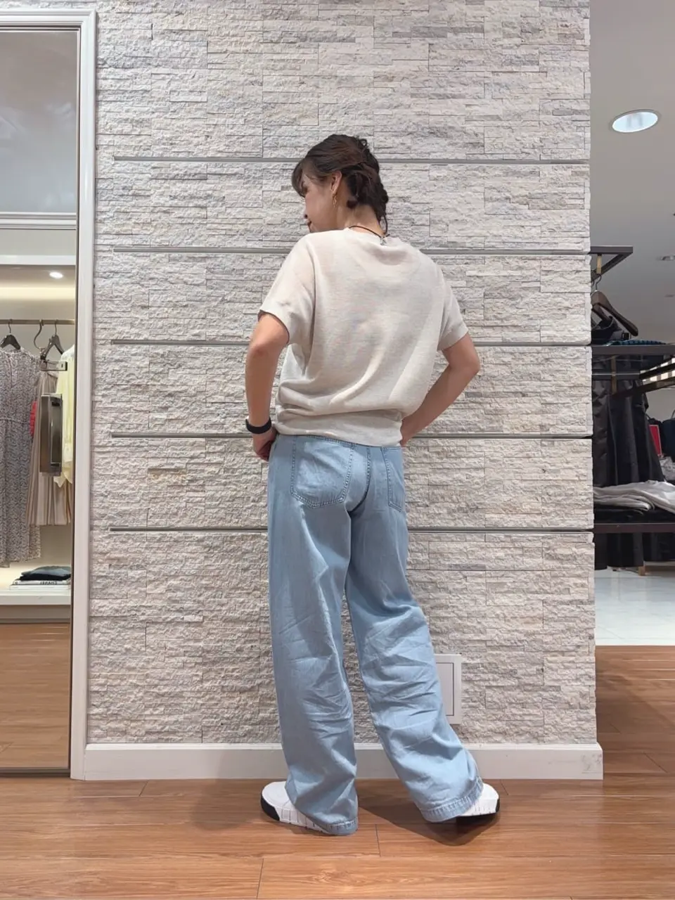 23区 犬塚 コーディネート画像