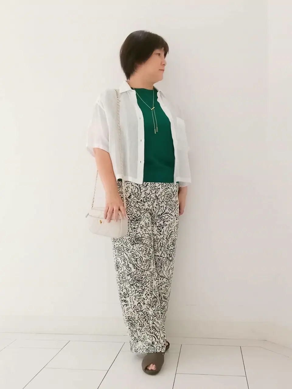 23区 影 コーディネート画像