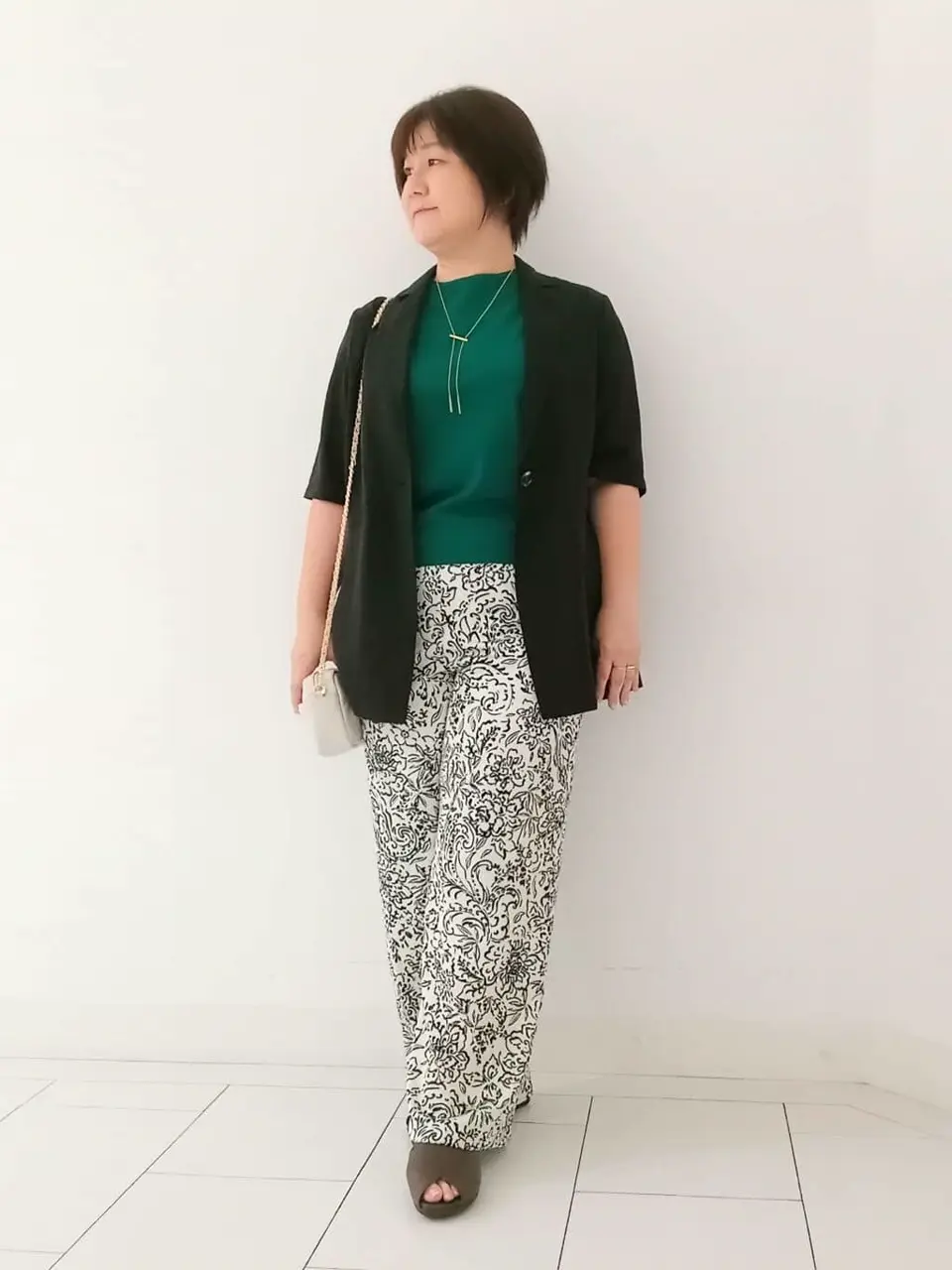 23区 影 コーディネート画像