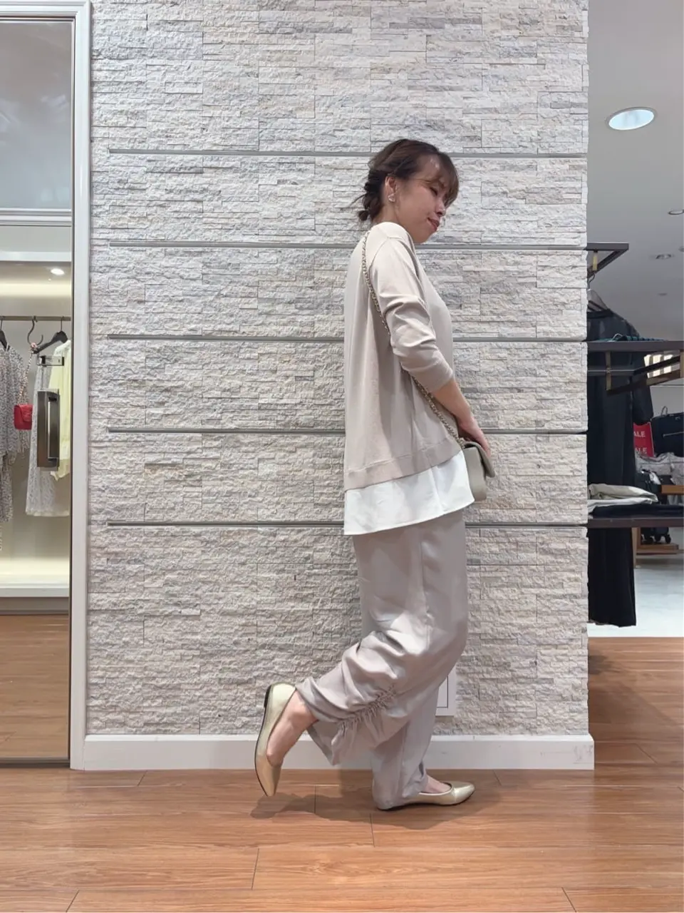 23区 犬塚 コーディネート画像