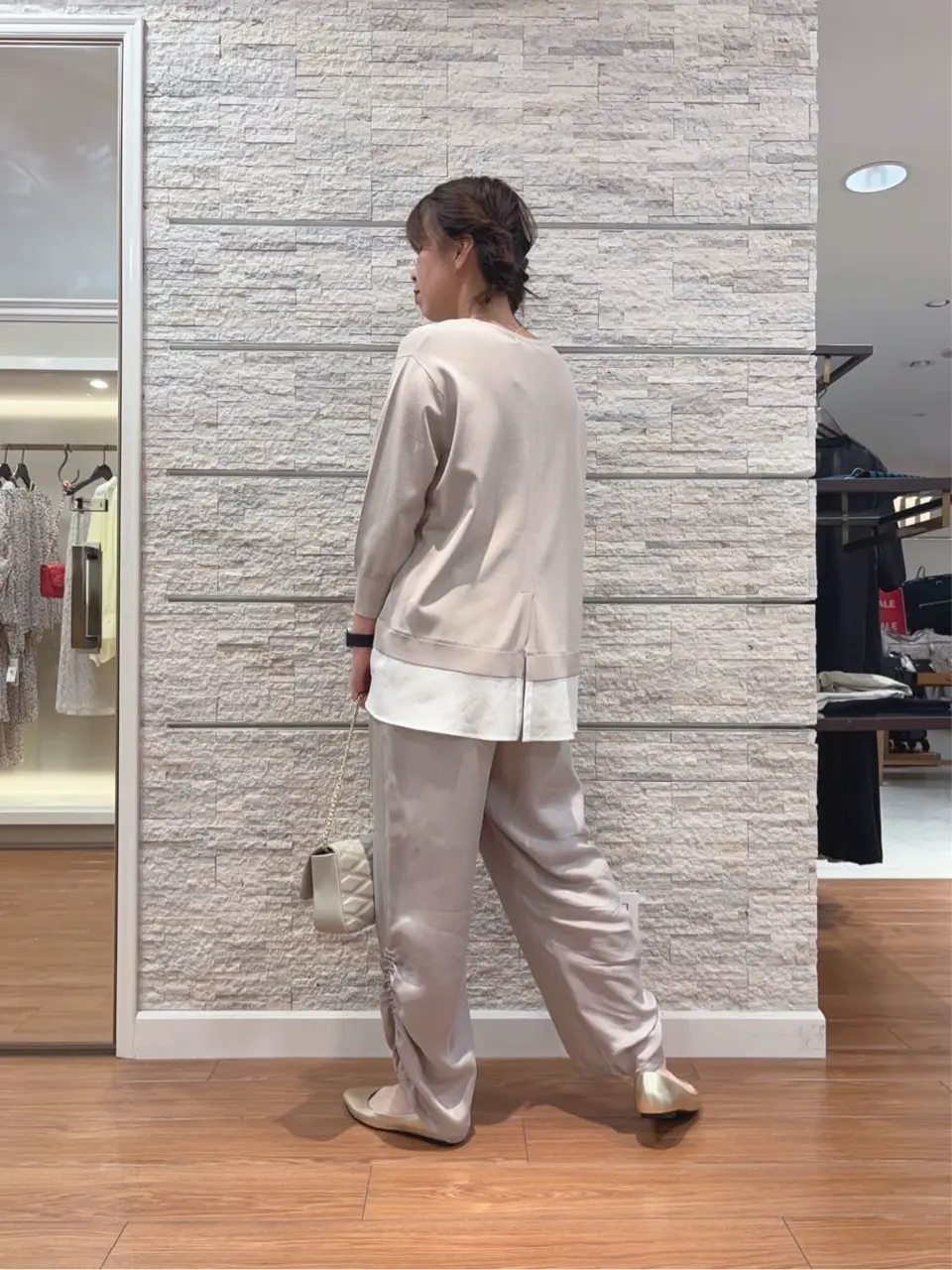 23区 犬塚 コーディネート画像