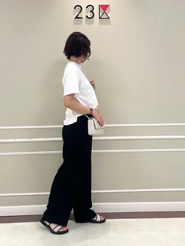 23区 助川 コーディネート画像