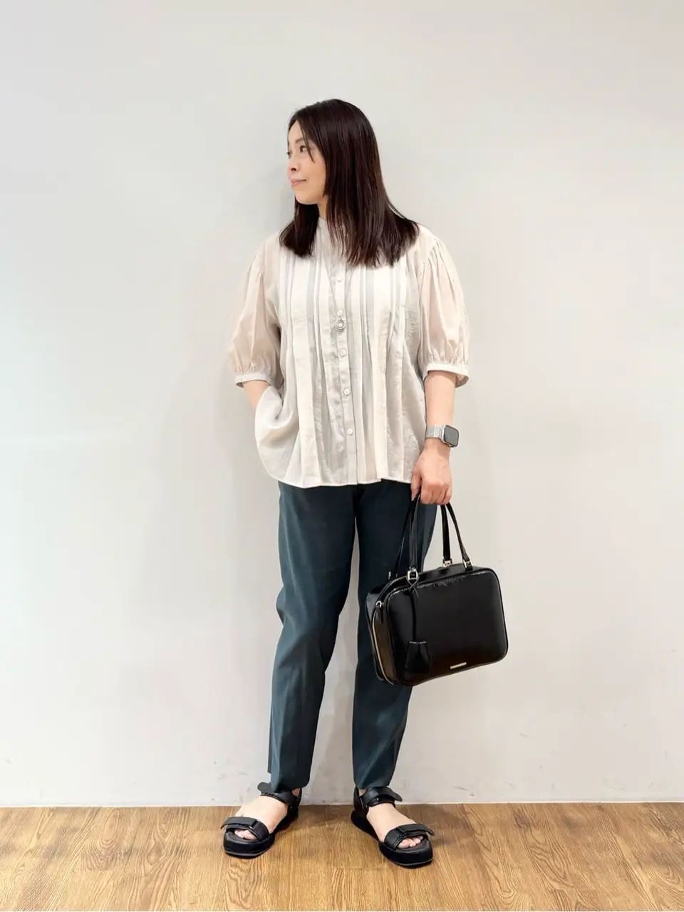 極美品・23区・スカートスーツ・ノーカラー36・スカート38・紺ネイビー ニッセン スーツ レディース ビジネス スカート ノーカラー