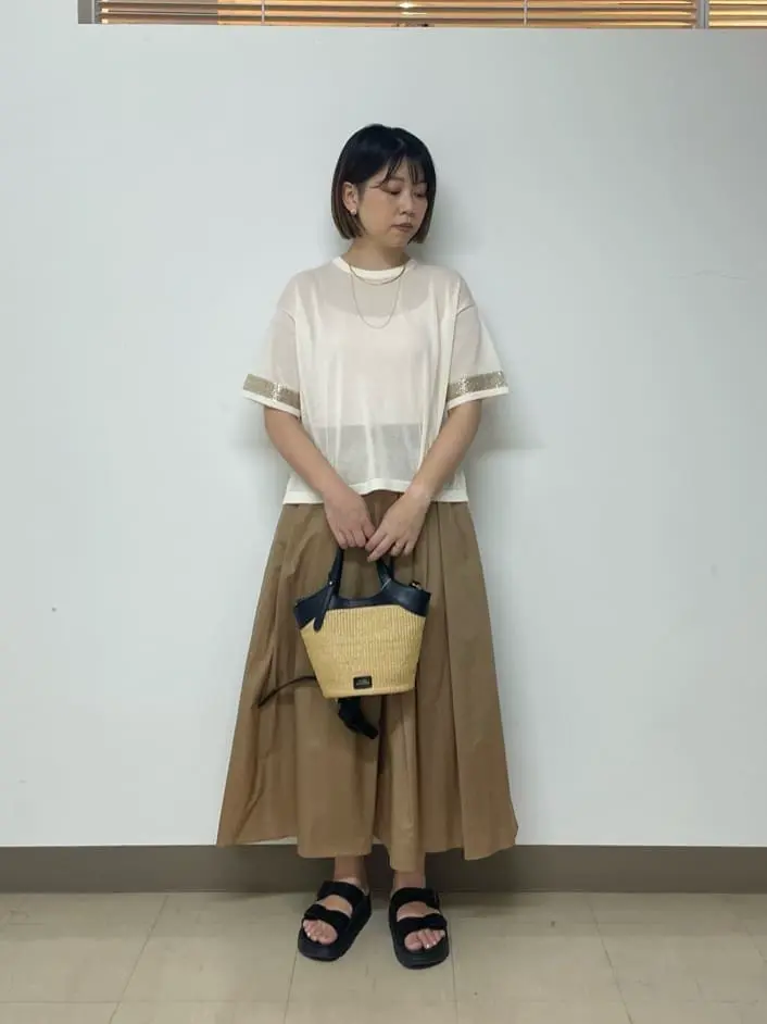  スタッフ コーディネート画像