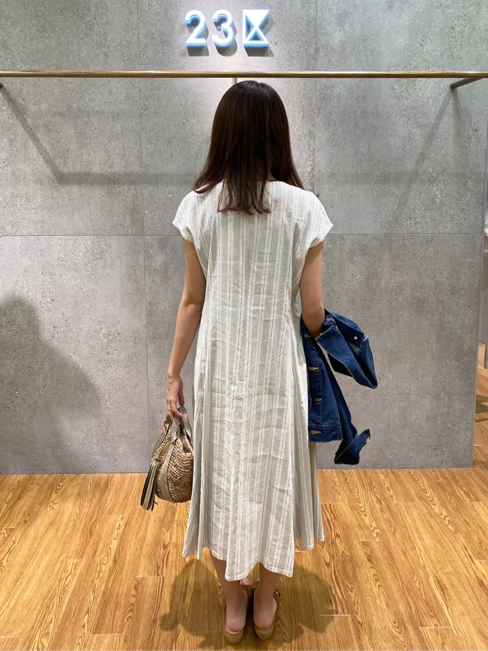 23区 Kanako コーディネート画像