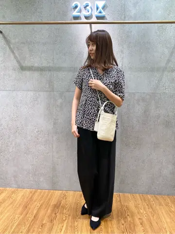 23区 Kanako コーディネート画像