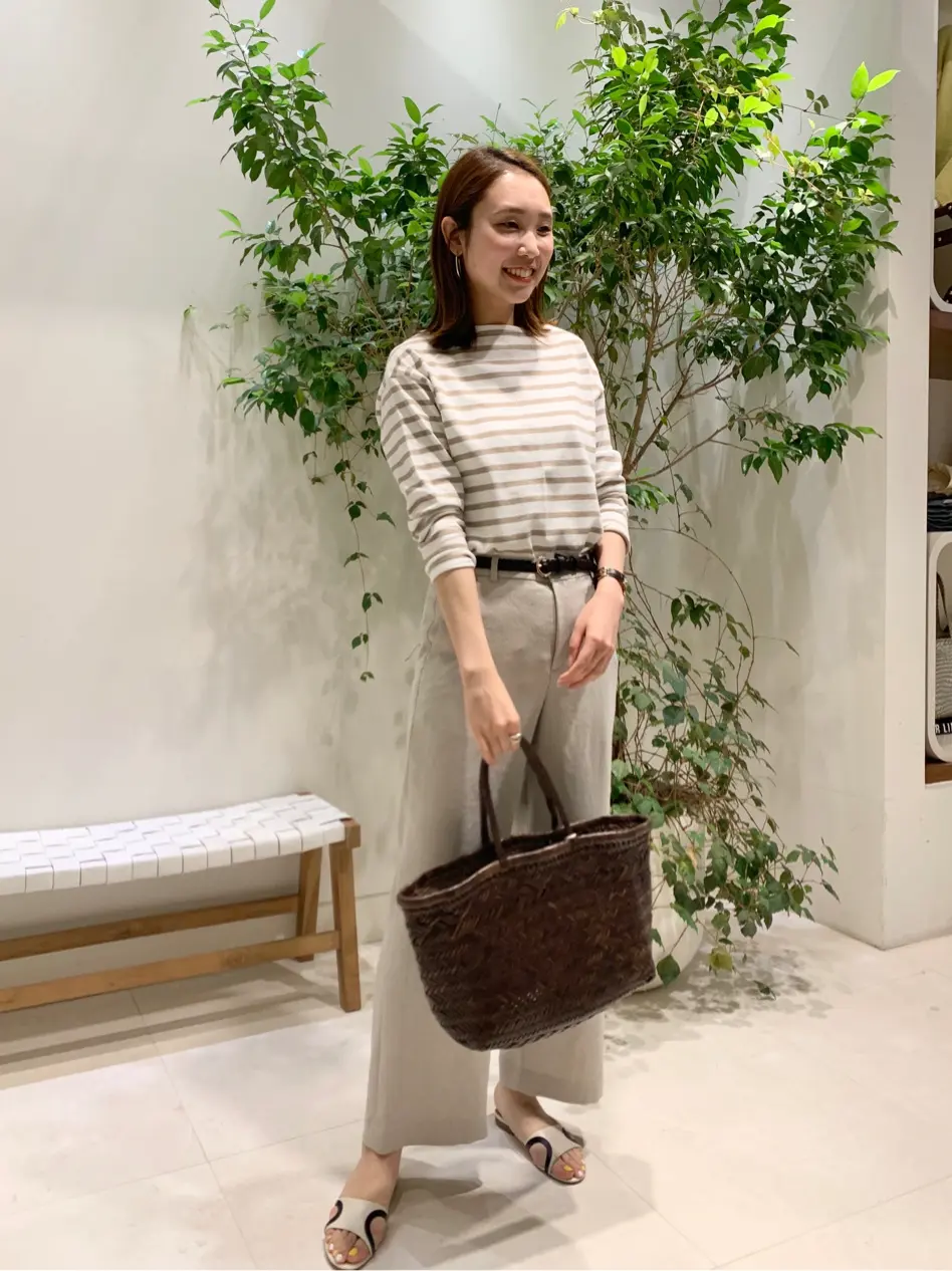 23区 秋葉 コーディネート画像