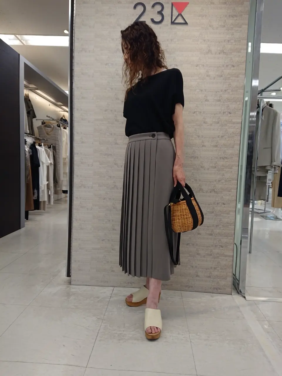 23区 半澤 コーディネート画像