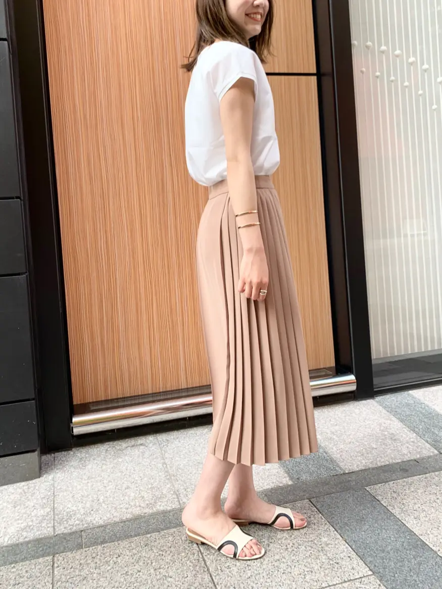 23区 秋葉 コーディネート画像