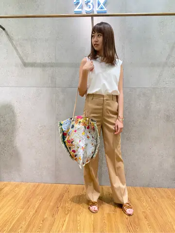 23区 Kanako コーディネート画像