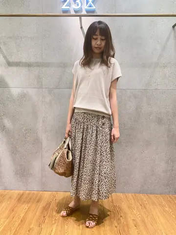 23区 Kanako コーディネート画像