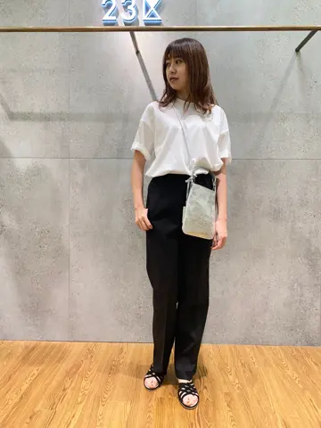 23区 Kanako コーディネート画像