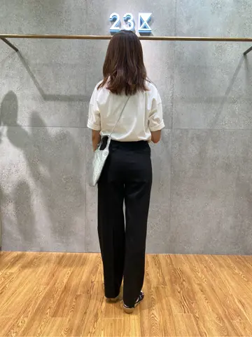 23区 Kanako コーディネート画像