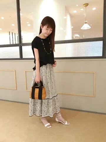 23区 鈴木 コーディネート画像