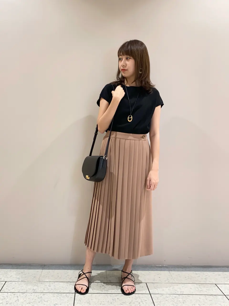 23区 Kanako コーディネート画像