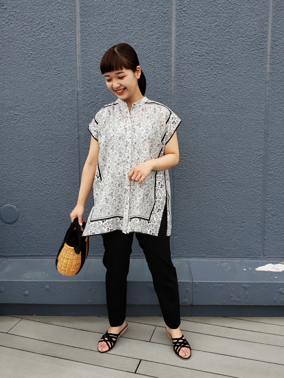  阿多 コーディネート画像