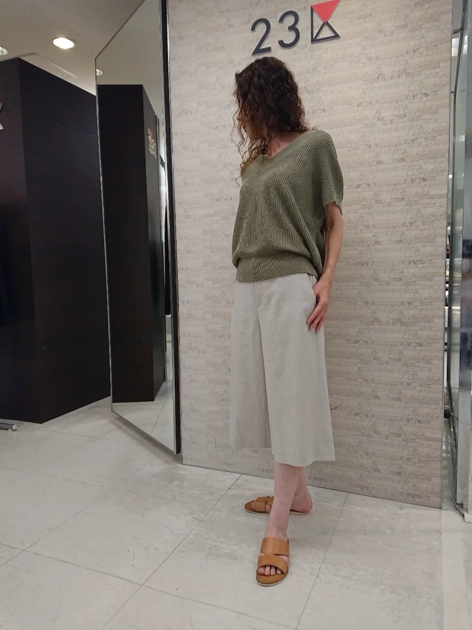 23区 半澤 コーディネート画像