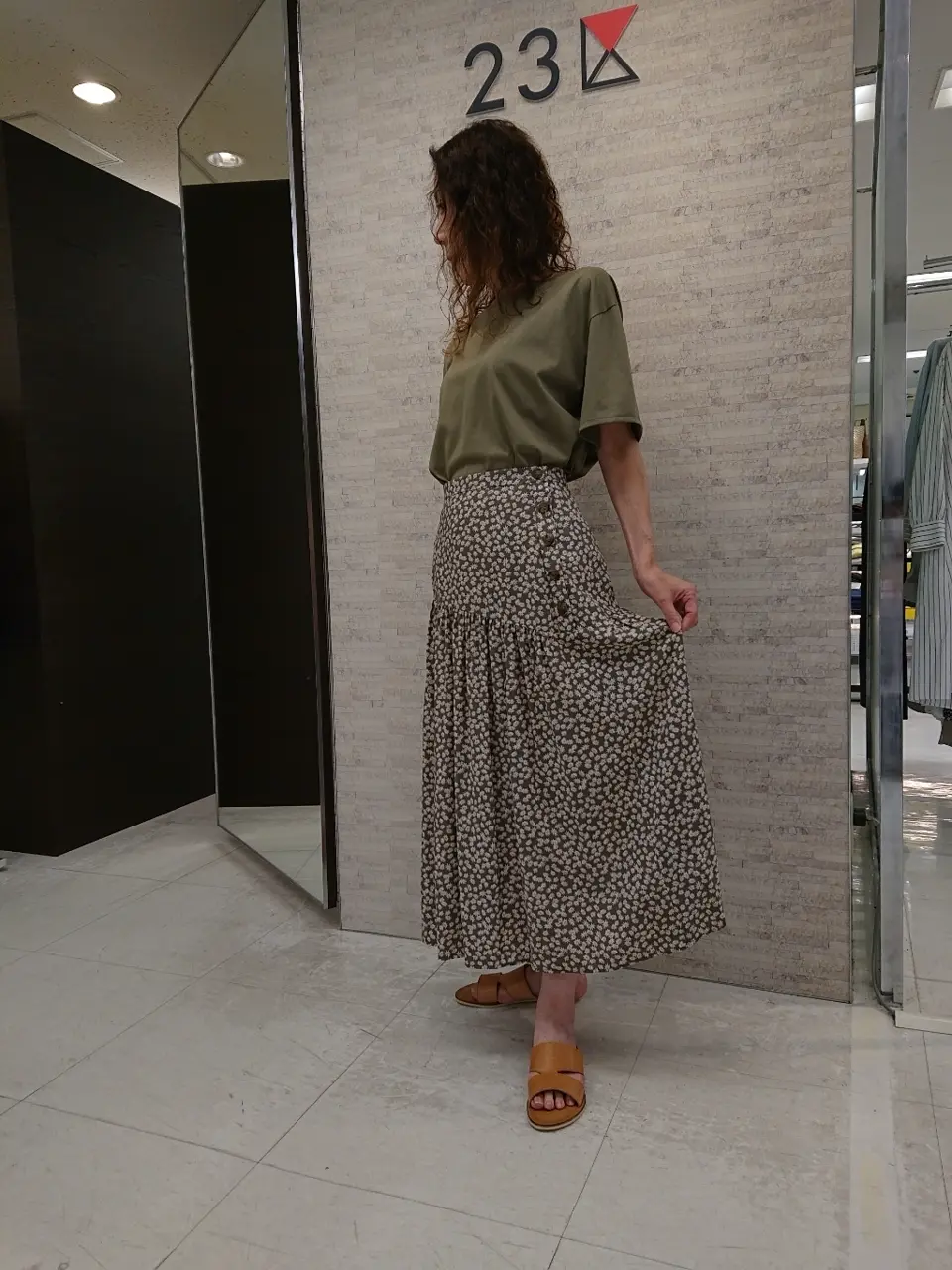 23区 半澤 コーディネート画像