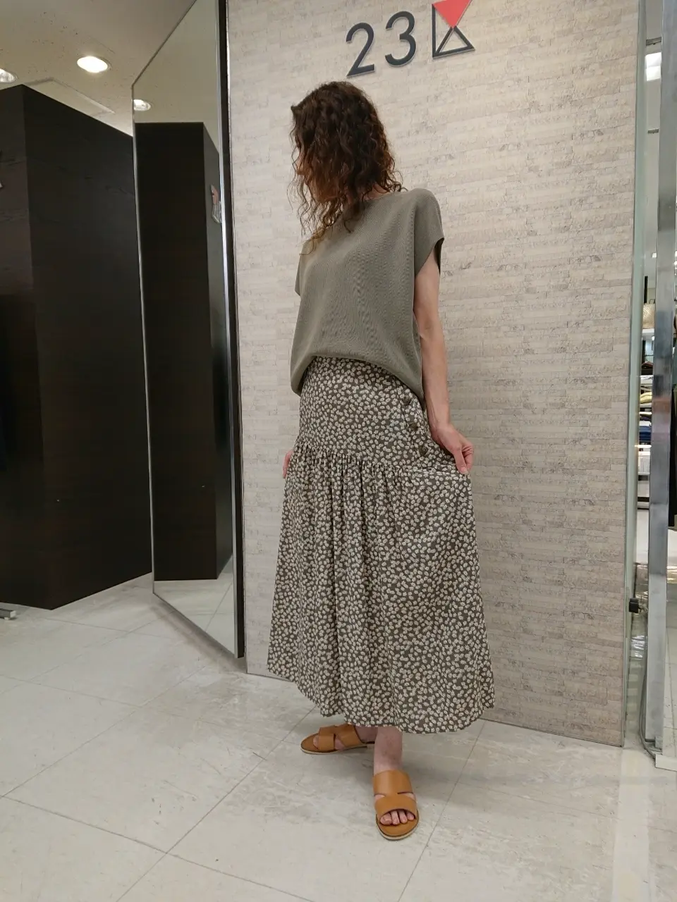 23区 半澤 コーディネート画像