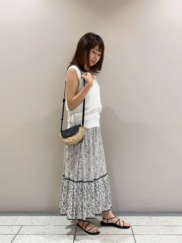 23区 Kanako コーディネート画像