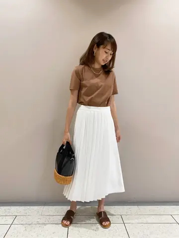 23区 Kanako コーディネート画像