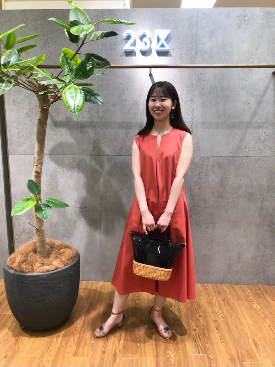  スタッフ コーディネート画像