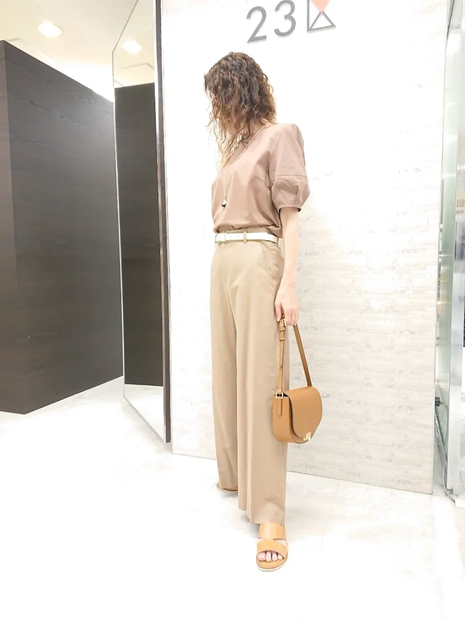 23区 半澤 コーディネート画像