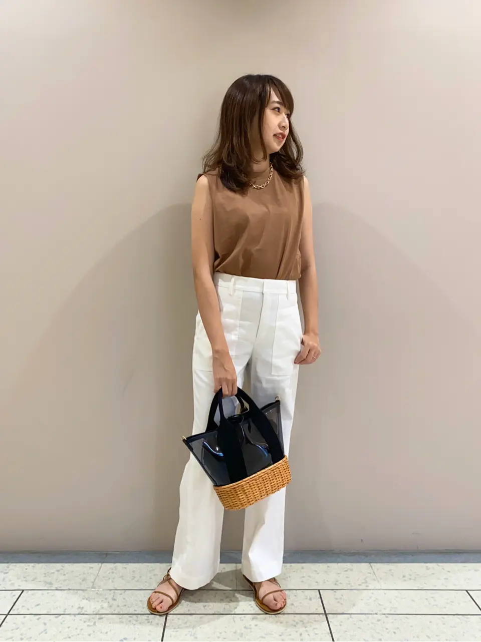 23区 Kanako コーディネート画像