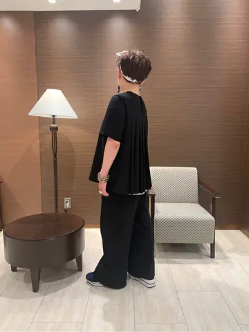 23区 塩谷美喜 コーディネート画像